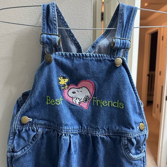 Vintage Peanuts Denim Bib Overalls with Best Friends Embroidery - Picture 3 of 6